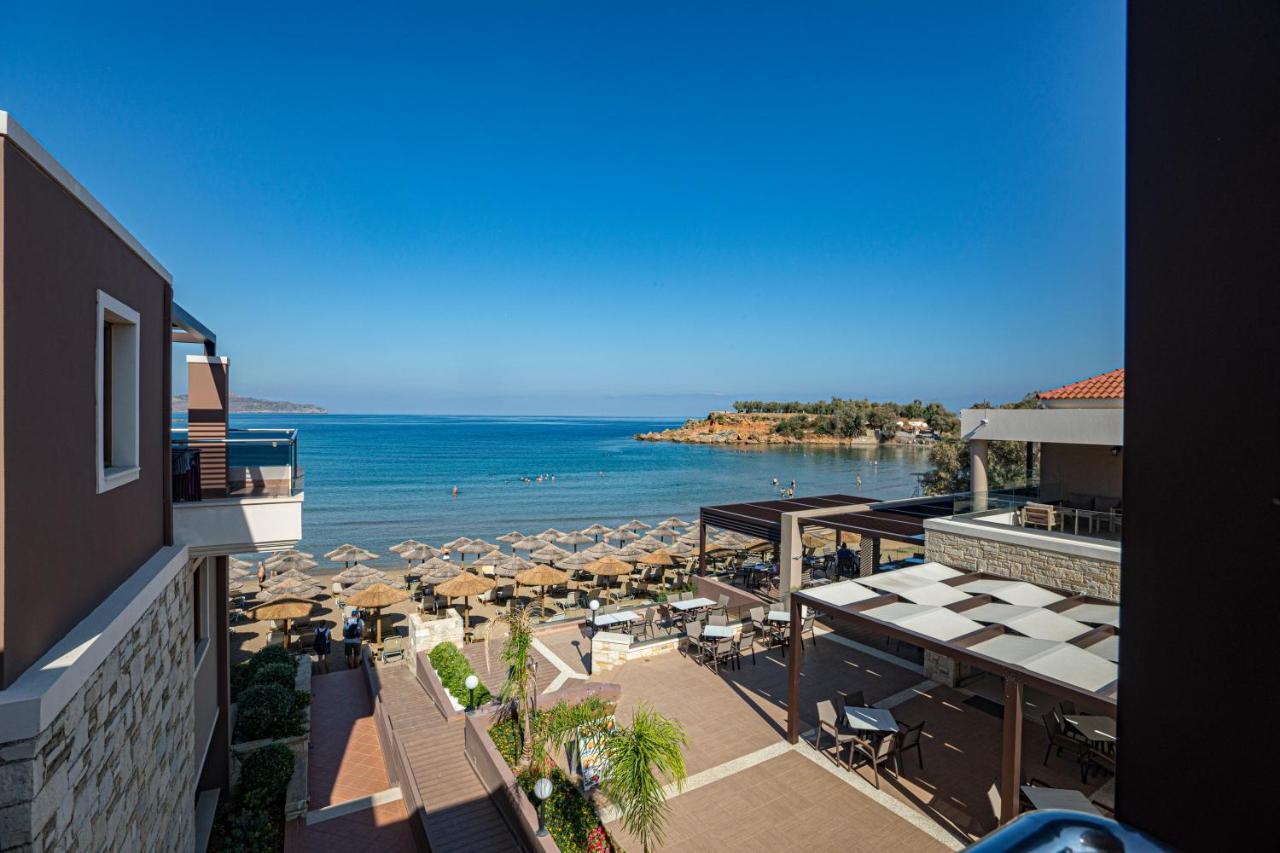 Golden Bay Aparthotel Като Дарацо Екстериор снимка